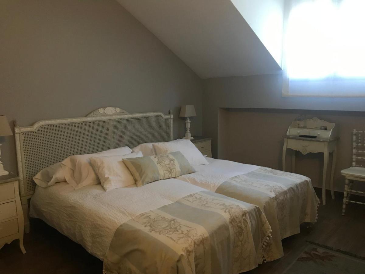 Albus Albi Guest House Colmenar del Arroyo Luaran gambar
