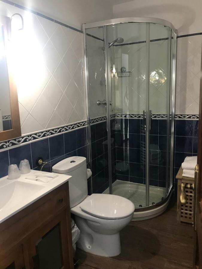 Albus Albi Guest House Colmenar del Arroyo Luaran gambar