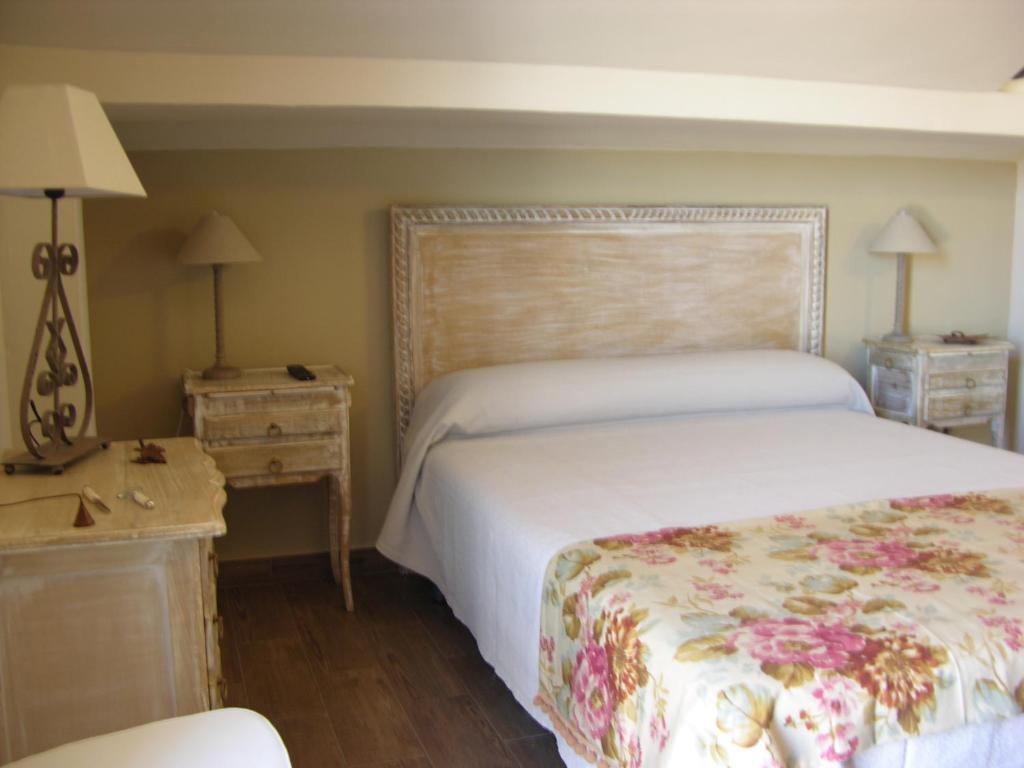 Albus Albi Guest House Colmenar del Arroyo Bilik gambar