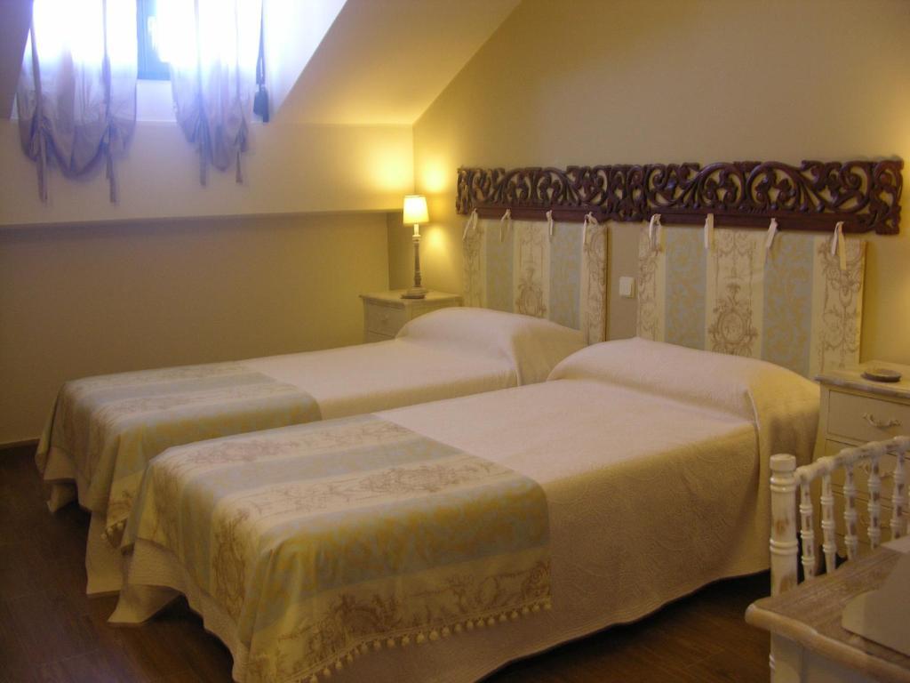 Albus Albi Guest House Colmenar del Arroyo Luaran gambar